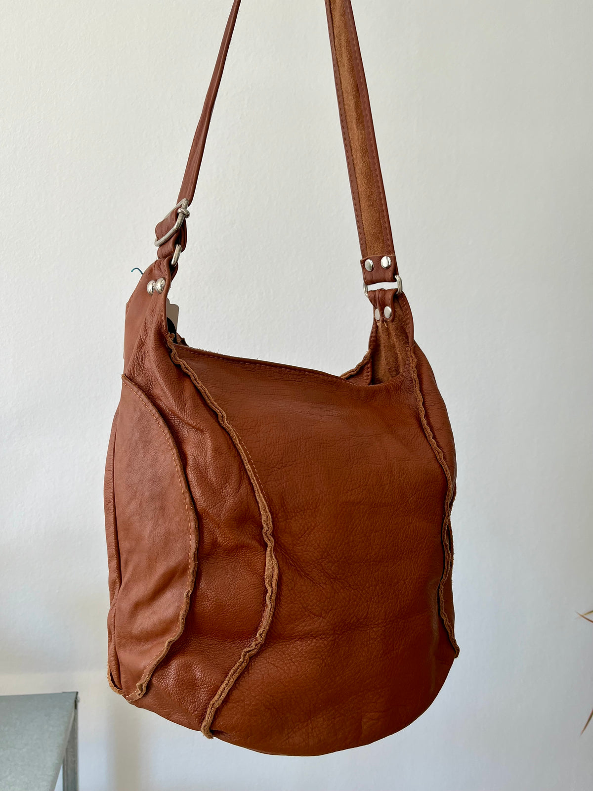 Hobo bucket brown leather bag