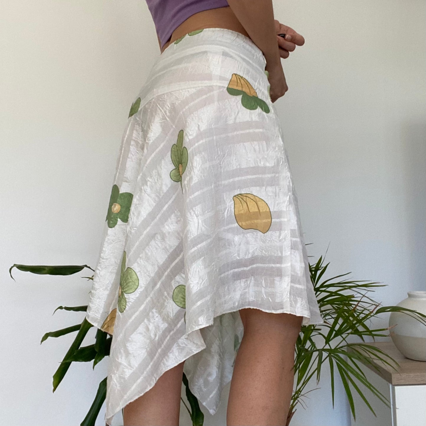 Asymmetric white skirt