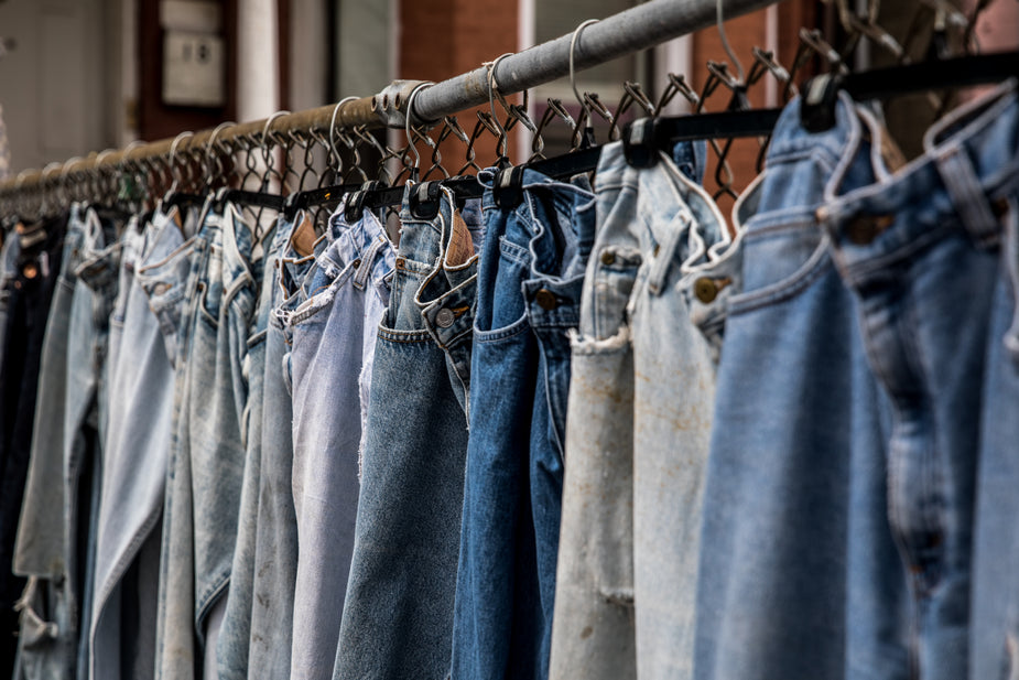 How to Create a Capsule Wardrobe with Vintage & Timeless Pieces