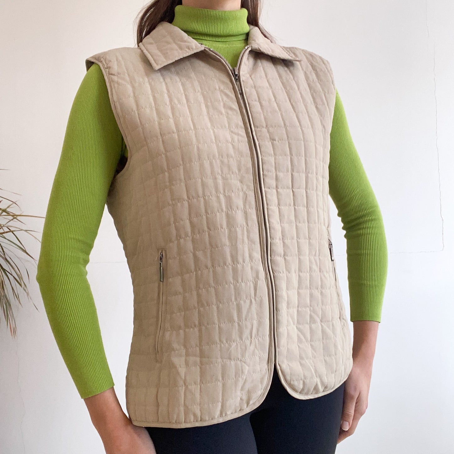 Beige Quilted Vest – EU 38/40
