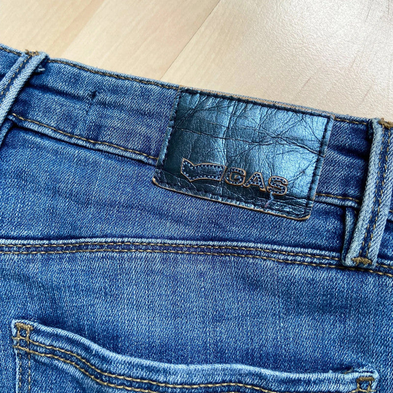 Flare High-Waisted Jeans