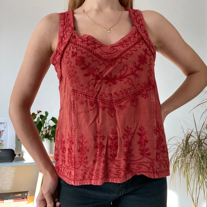 Boho decor sleeveless top