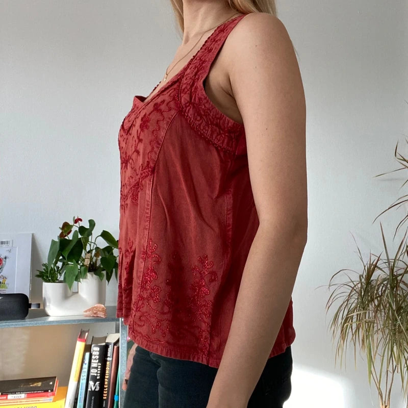 Boho decor sleeveless top