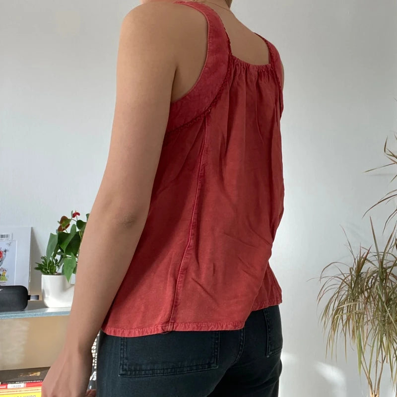 Boho decor sleeveless top