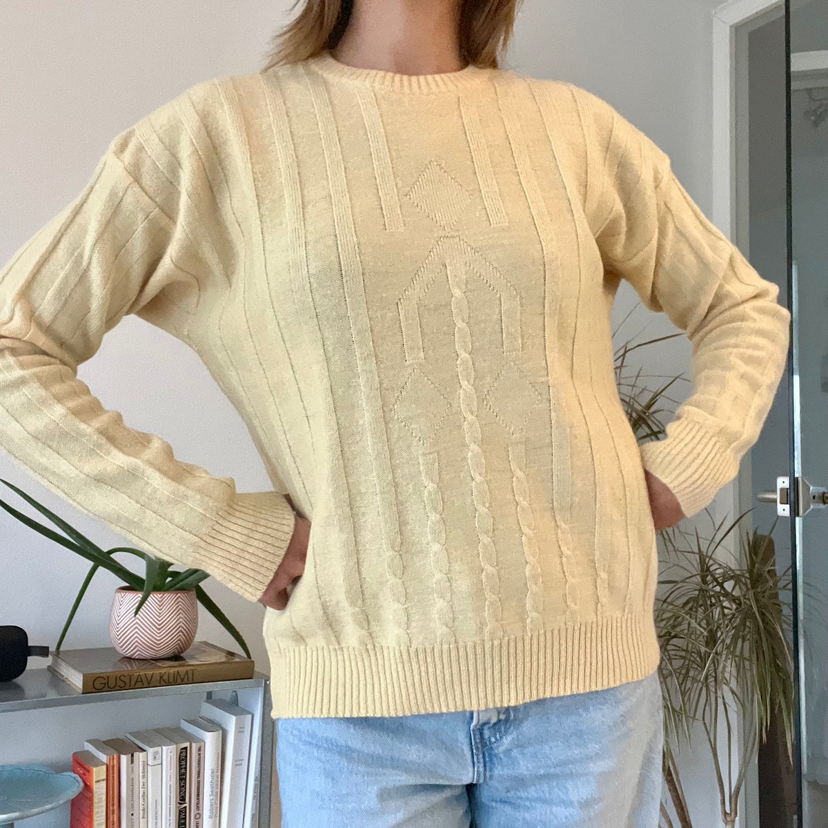 Butter yellow pullover-knitted jumper-Size L