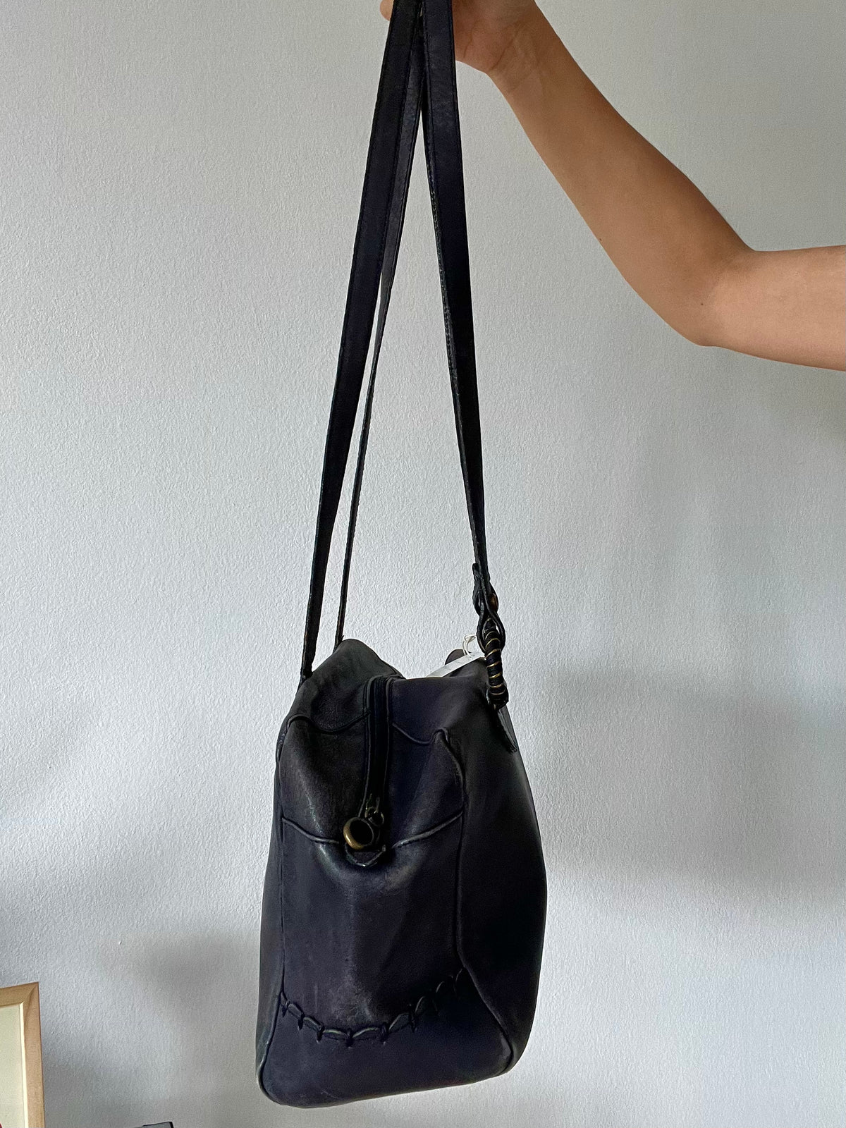 Blue long strap navy shoulder bag