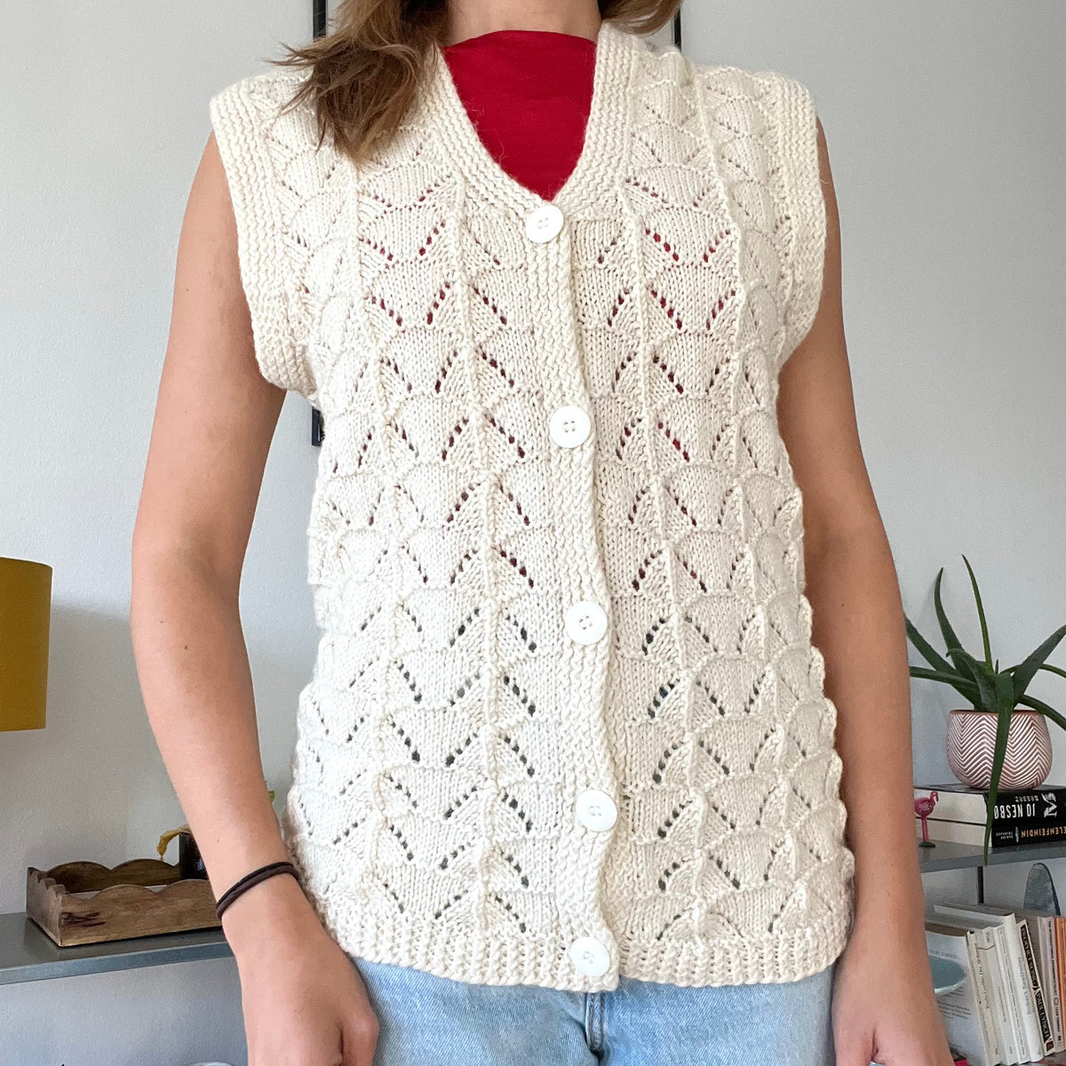 Knitted wool vest-size L