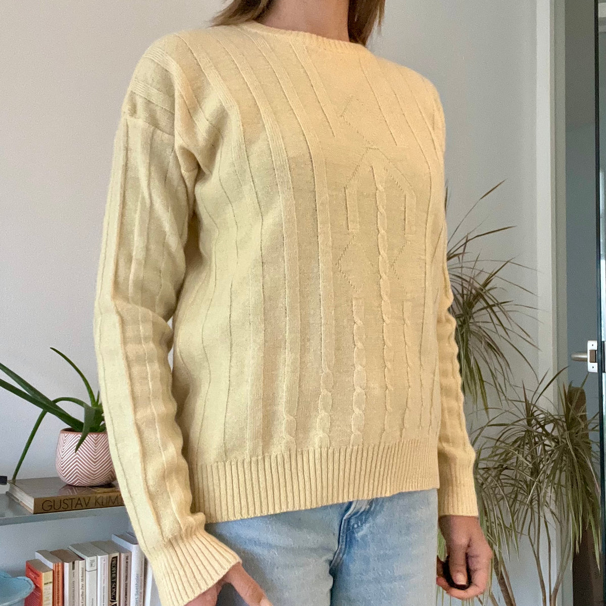 Butter yellow pullover-knitted jumper-Size L