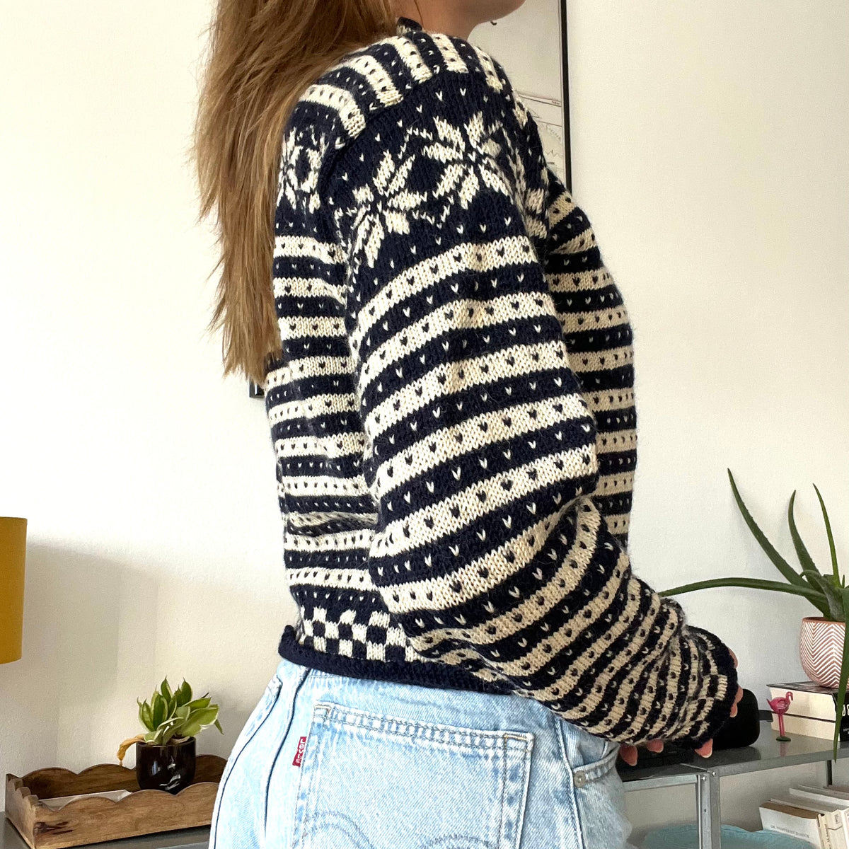 Nordic Zipper pullover-Size M