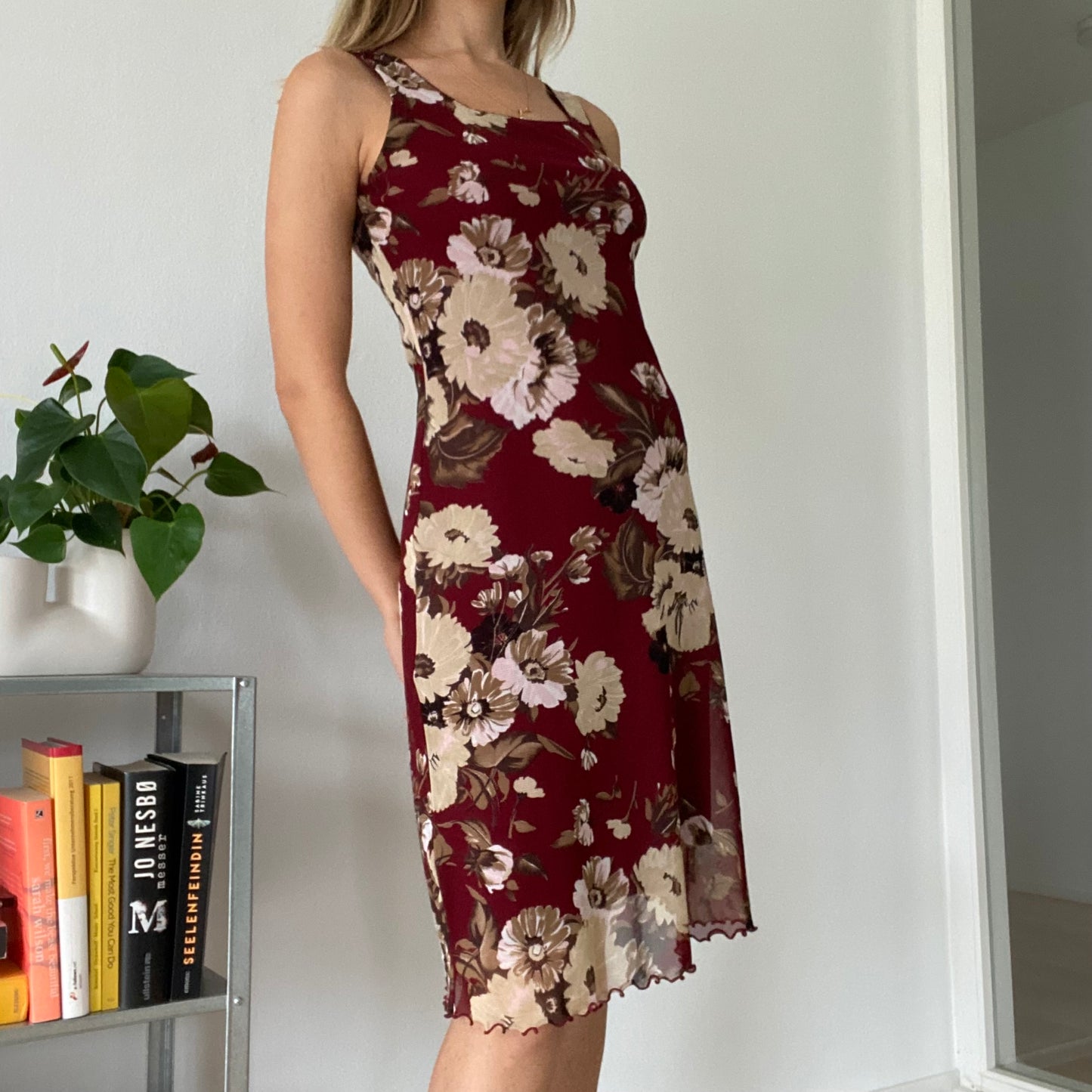 Midi burgundy dress