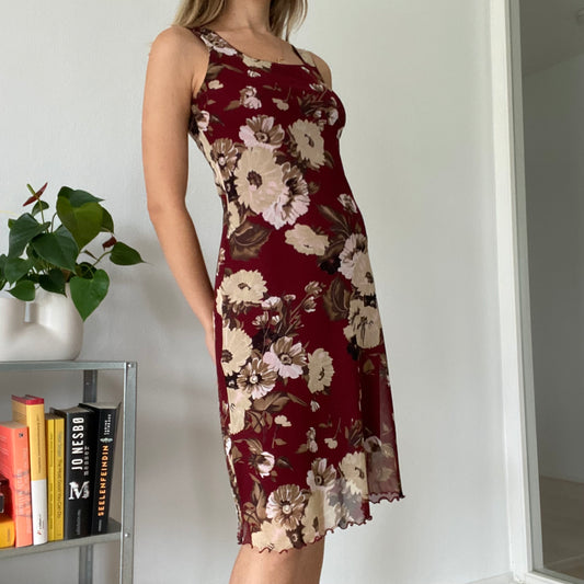 Midi burgundy dress
