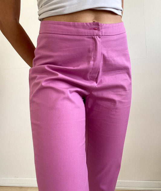 Chic Capri Pants in Blush Pink
