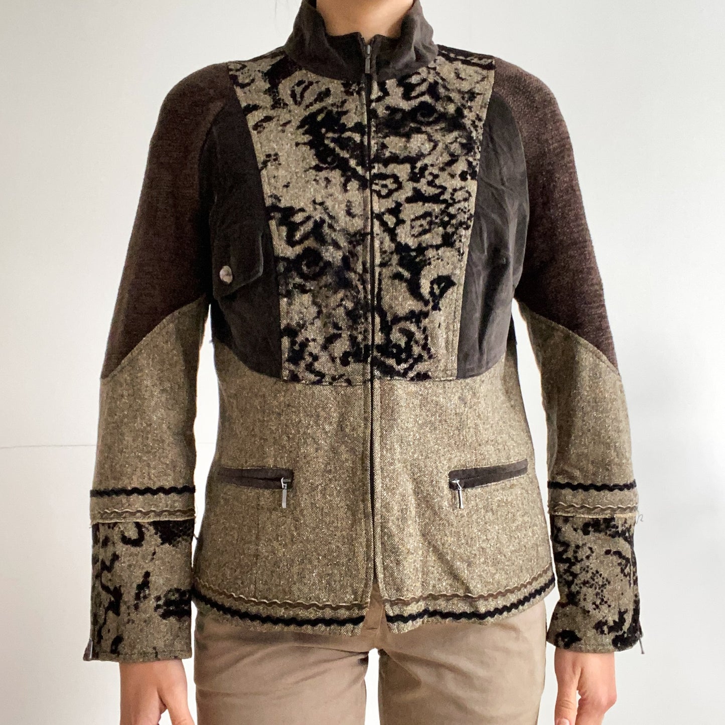 Warm short brown and patterned winter jacket