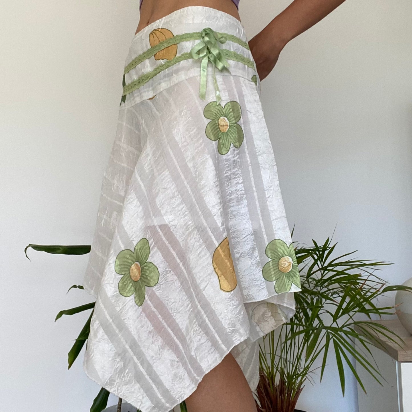 Asymmetric white skirt