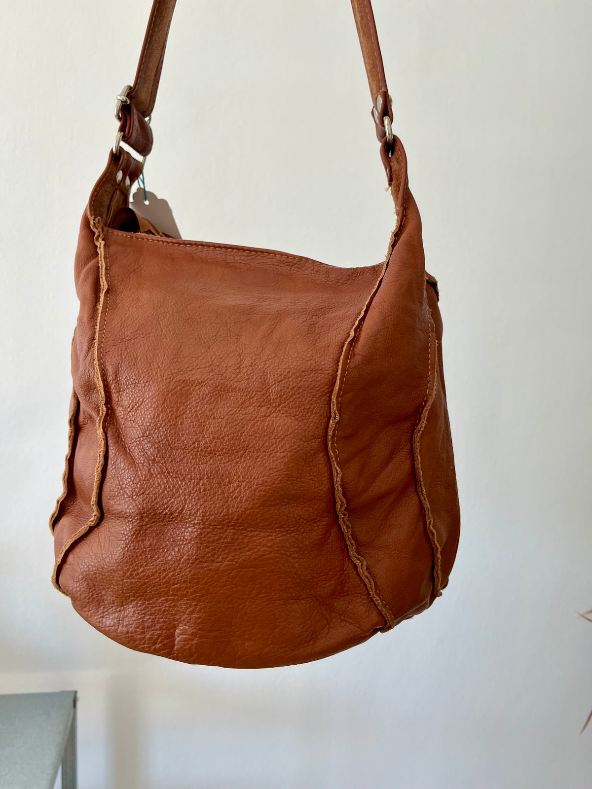Hobo bucket brown leather bag