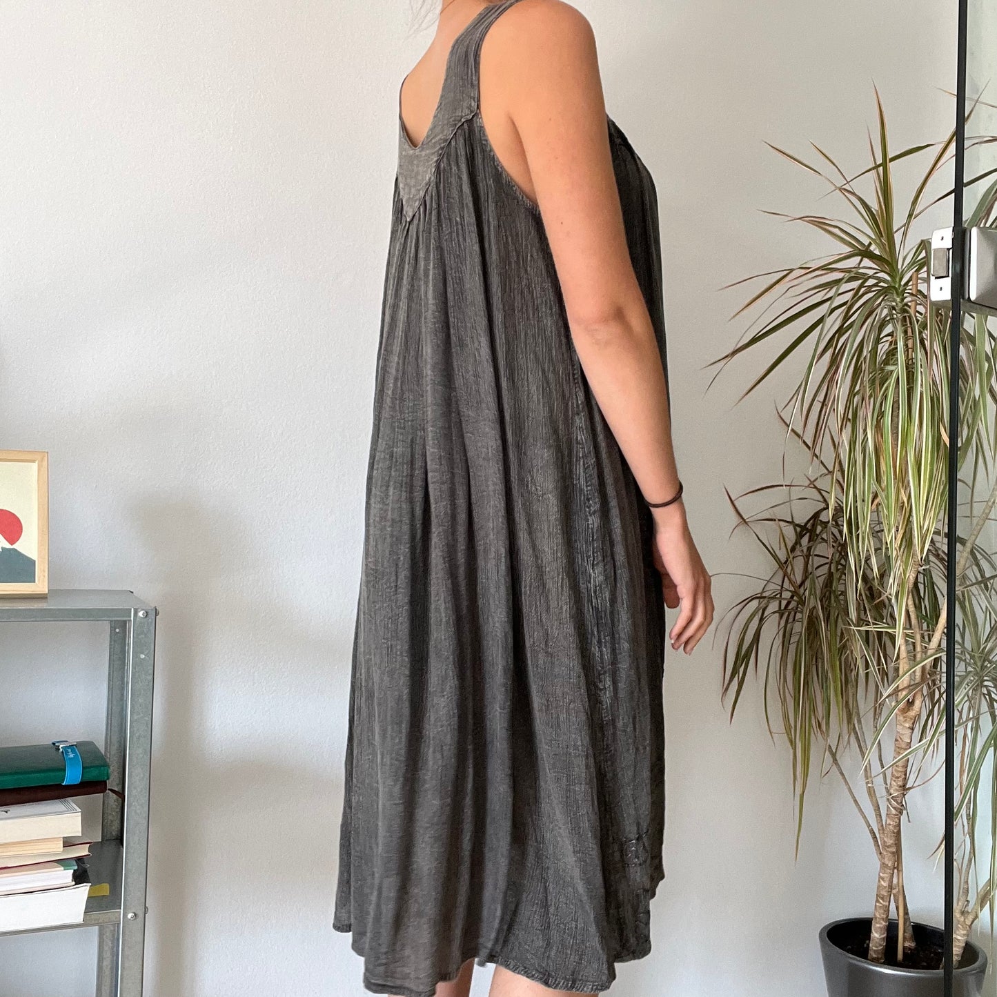 Vintage Grey Embroidered Midi Dress-free size