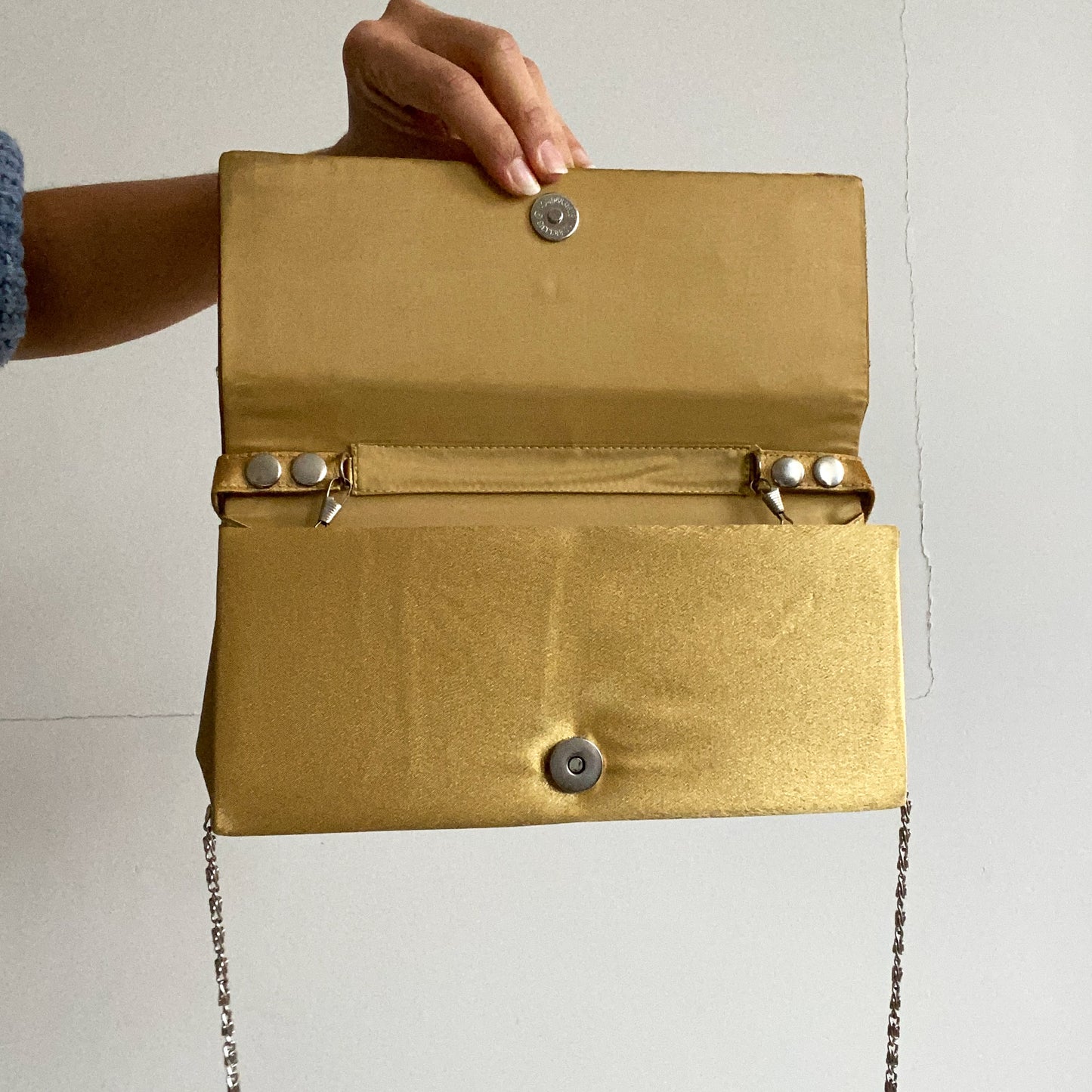 Beaded clutch bag