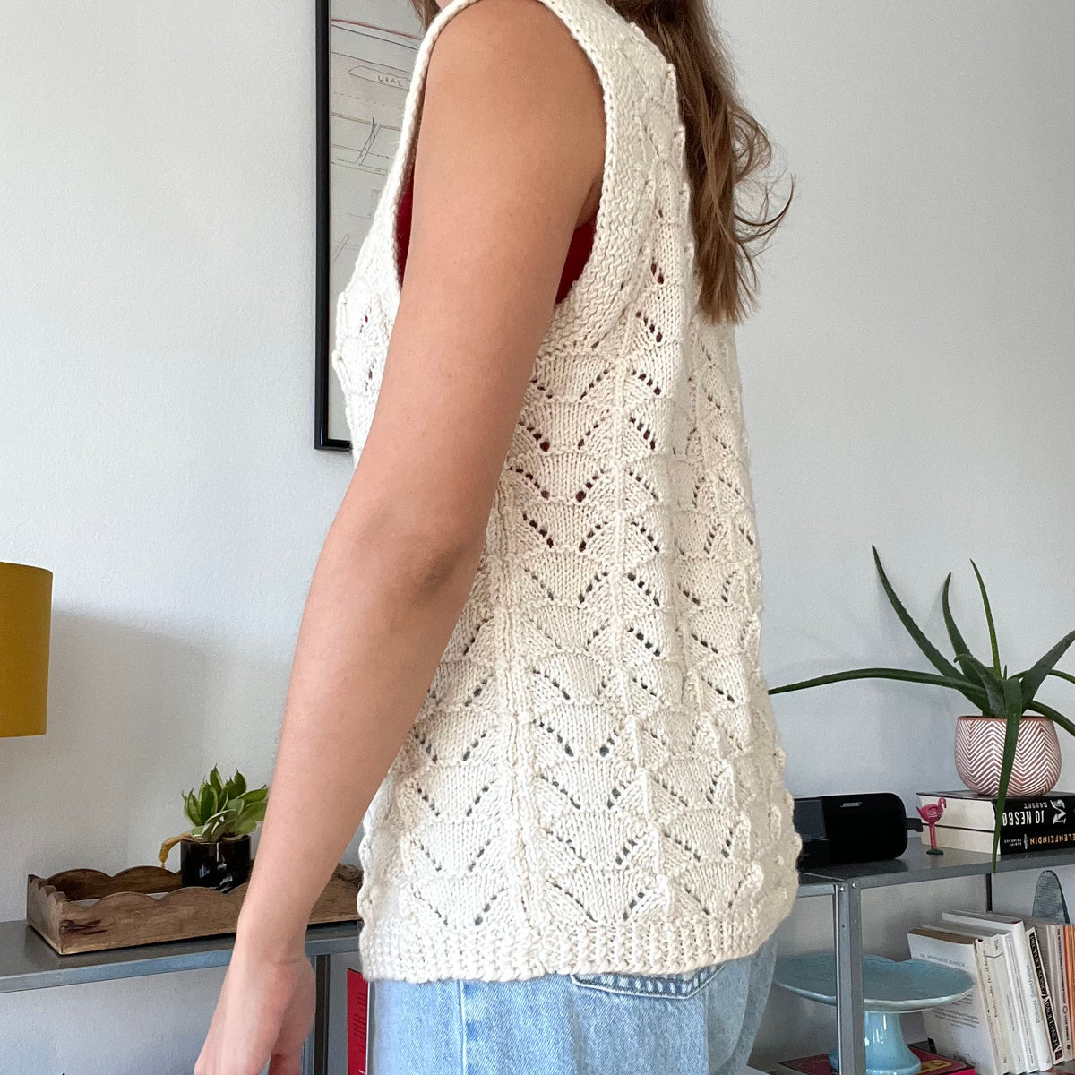 Knitted wool vest-size L
