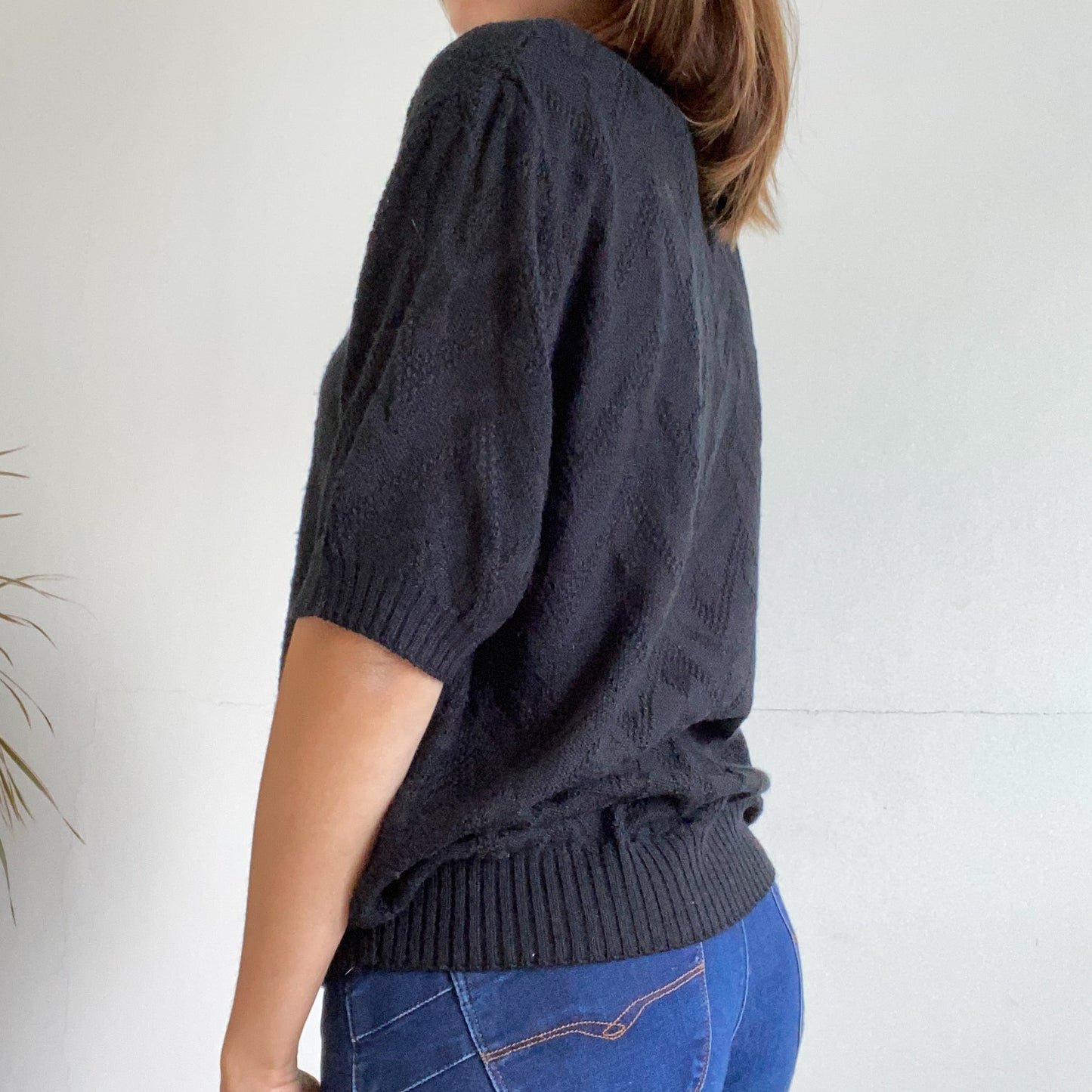 Short sleeve black jumper