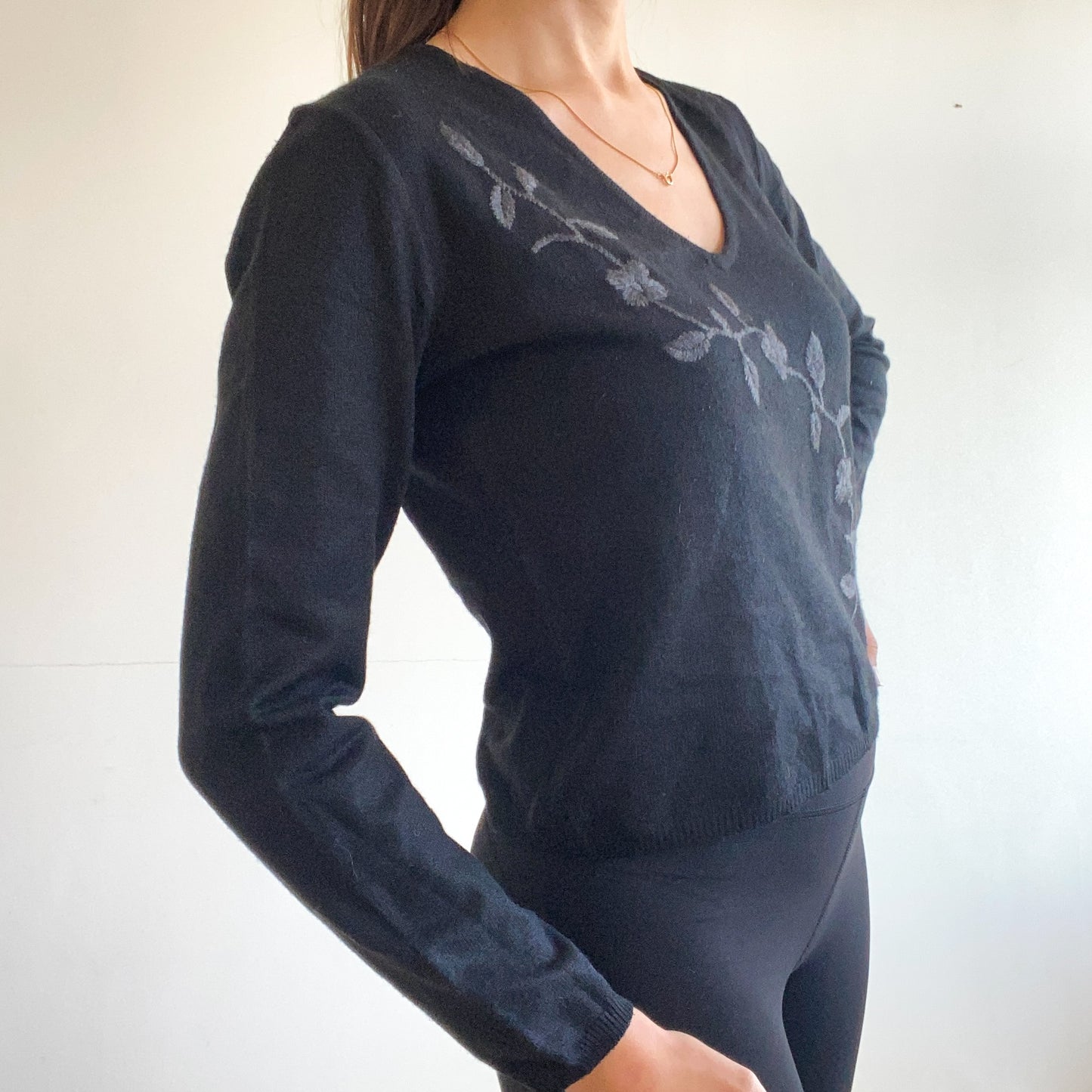 Black Floral Embroidered Pullover – Fits Size S