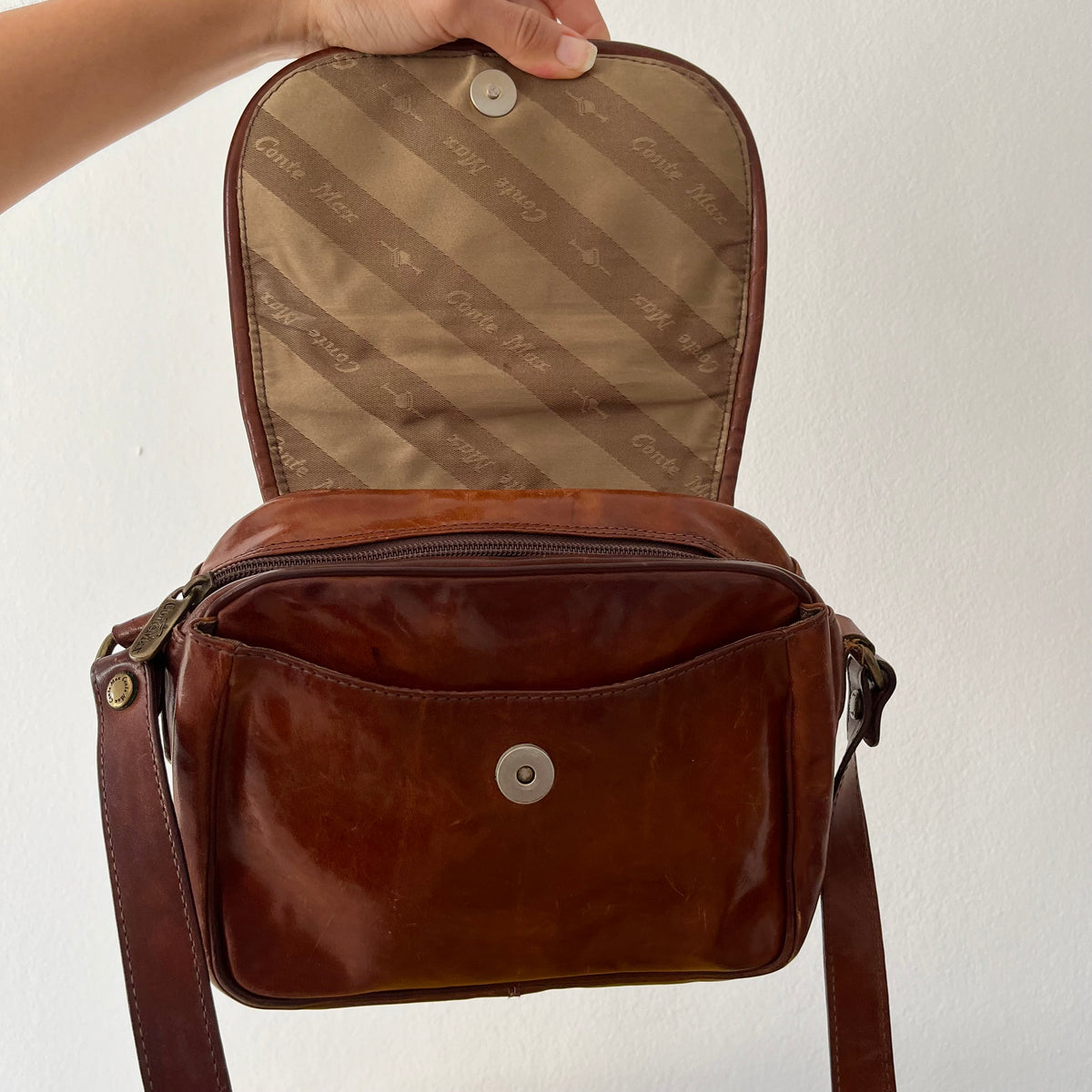Dark Brown Genuine Leather Vintage Conte Max Conte Brown Leather Crossbody messenger Bag Y2K 90s