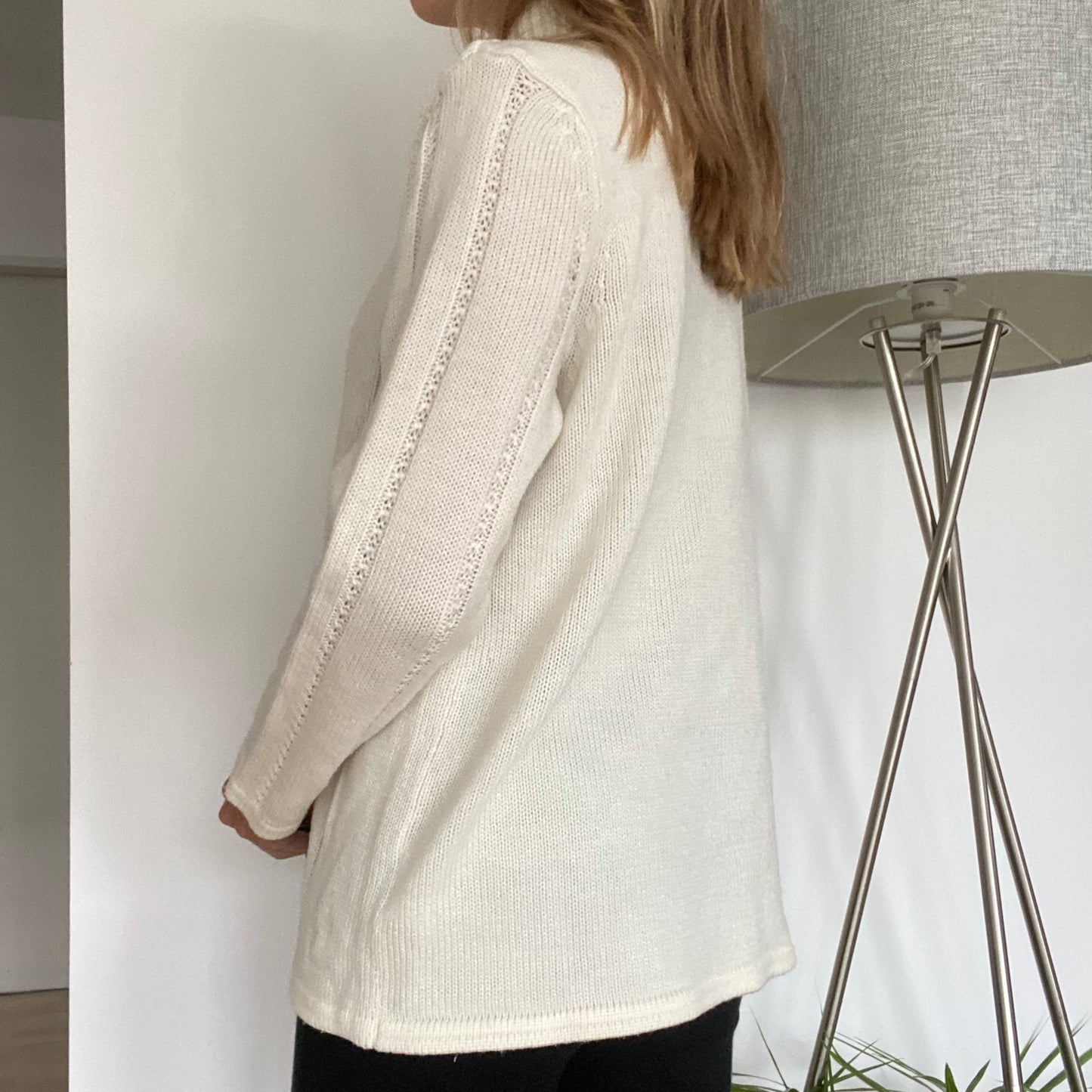 White turtleneck pullover