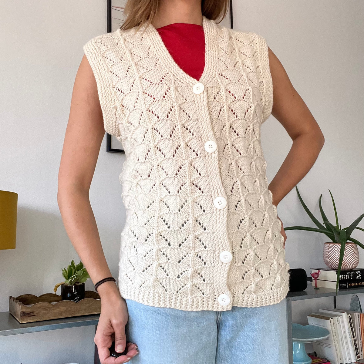 Knitted wool vest-size L