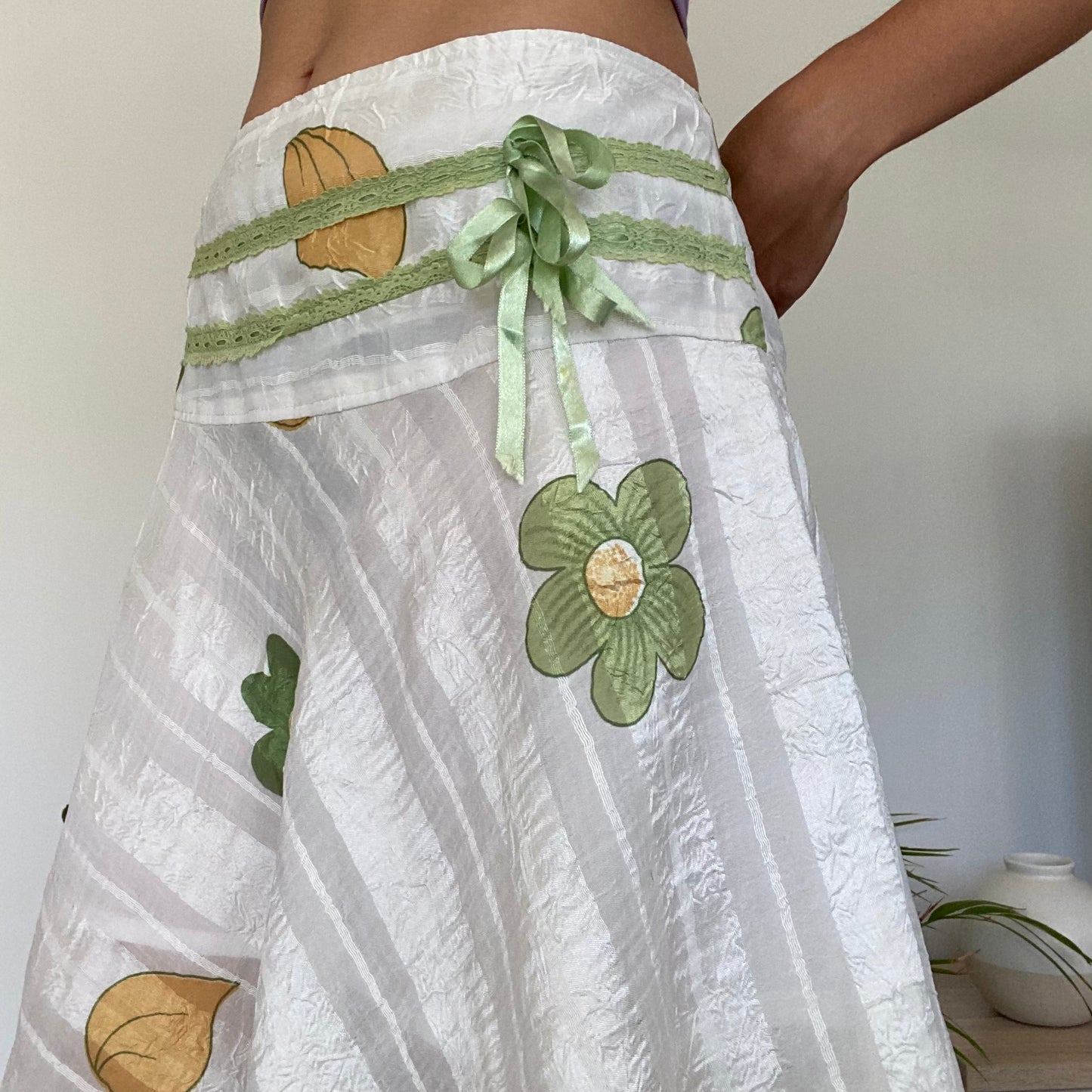 Asymmetric white skirt