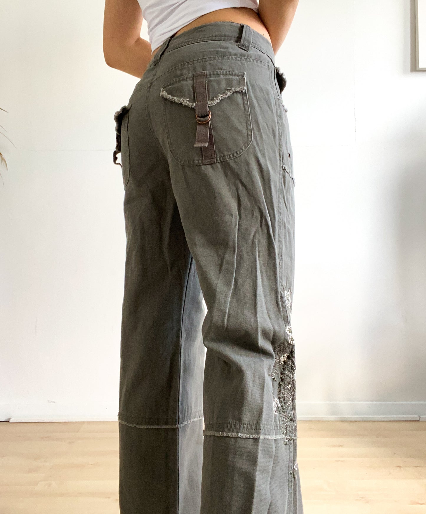 Versatile Utility Cargo Pants