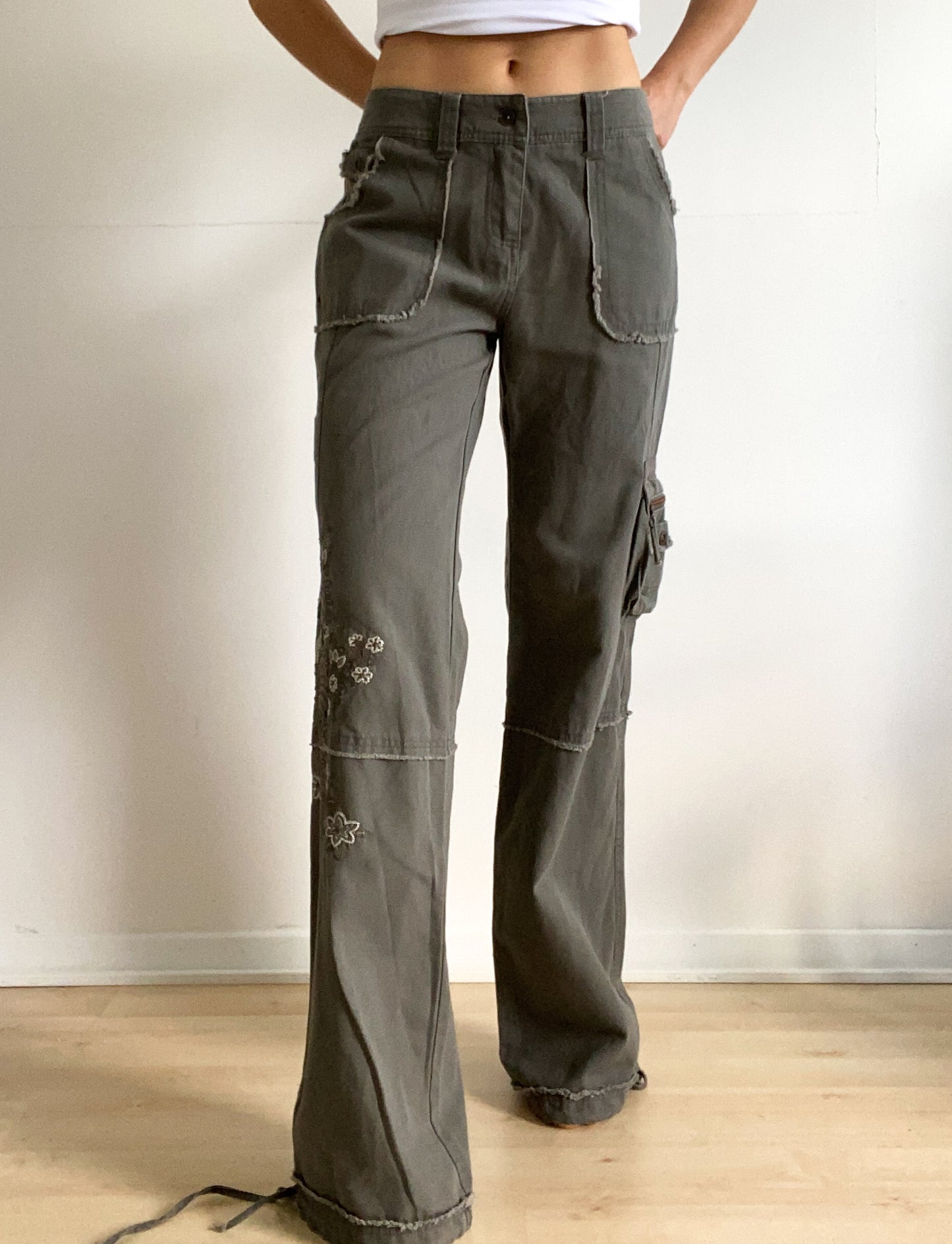 Versatile Utility Cargo Pants