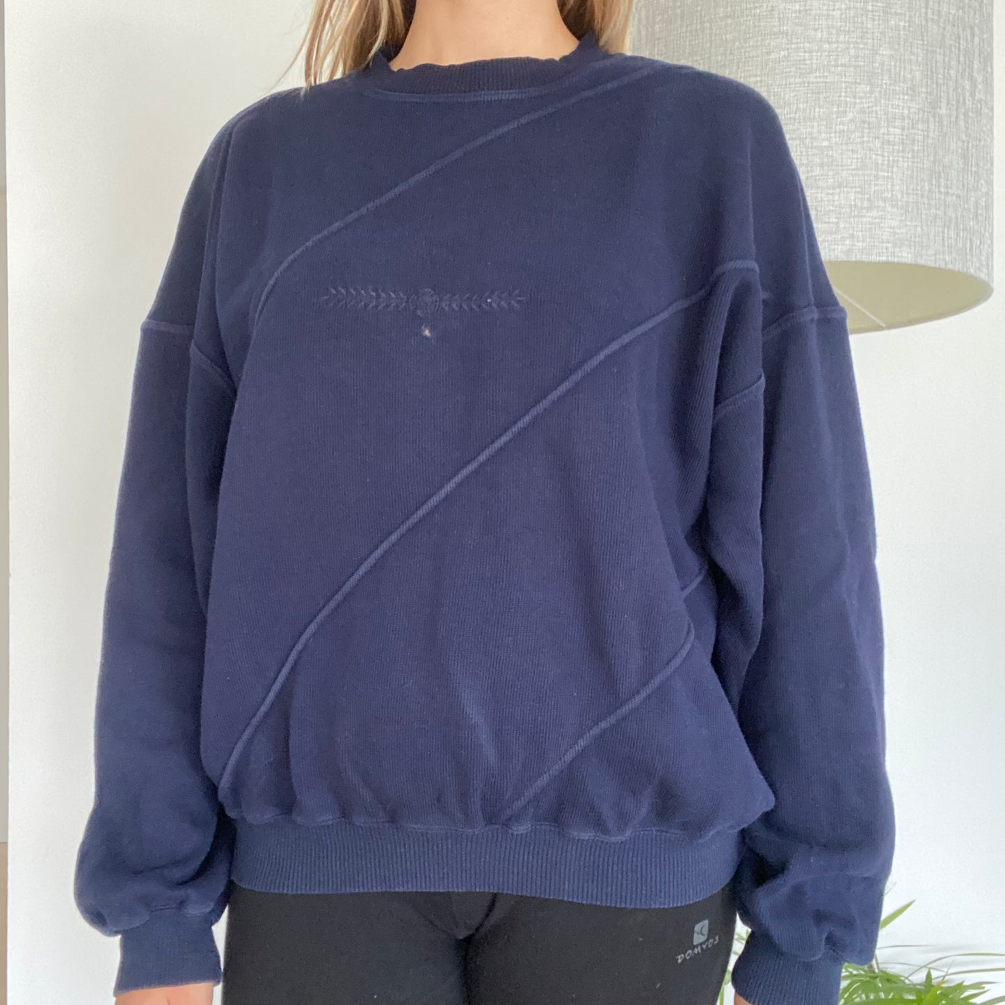 Dark blue pullover