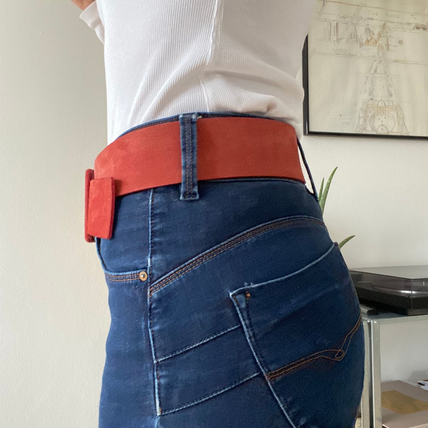 Kristina ti Bold 70s Red Suede Belt Retro Waist Cincher