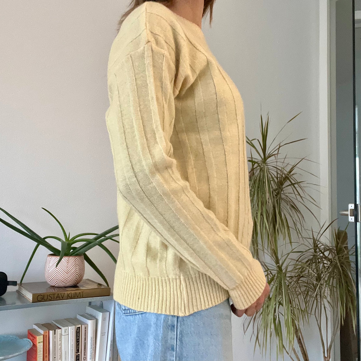 Butter yellow pullover-knitted jumper-Size L