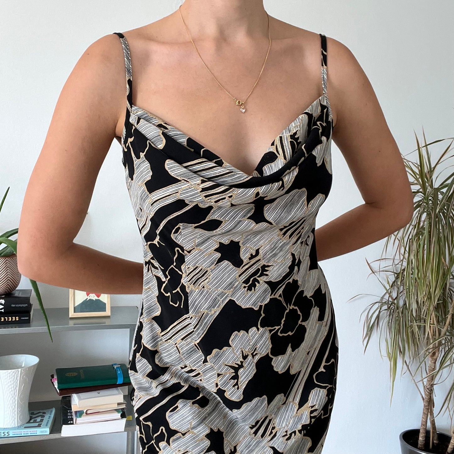 Midi 90s white and black dress- Size M