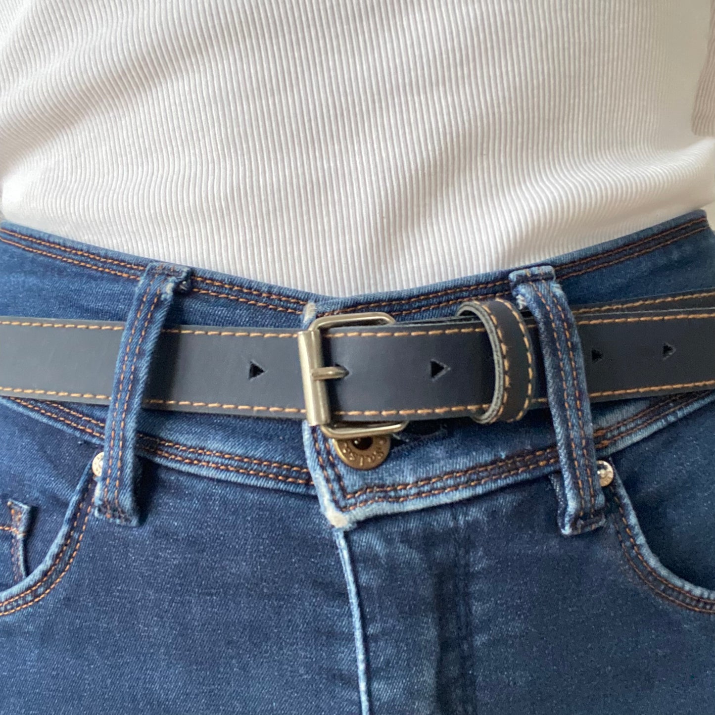 Grey blue metal buckle thin leather belt