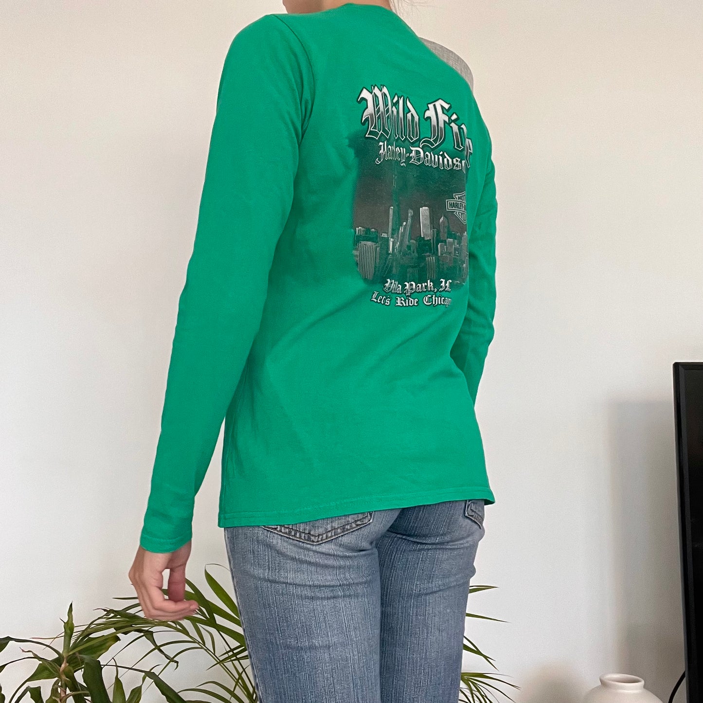 Harley Davidson, green long sleeve shirt- size S