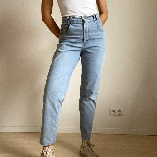Light wash jeans from the brand pioneer.