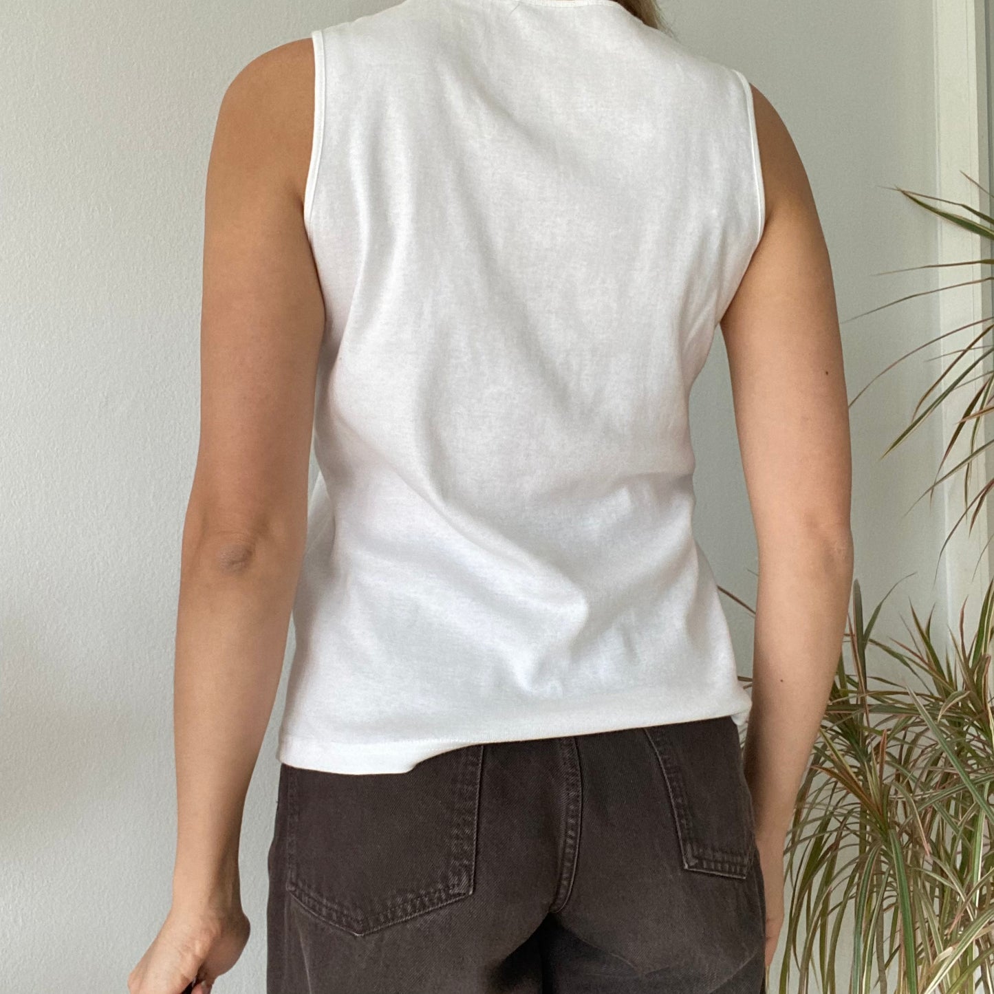 Button tank top