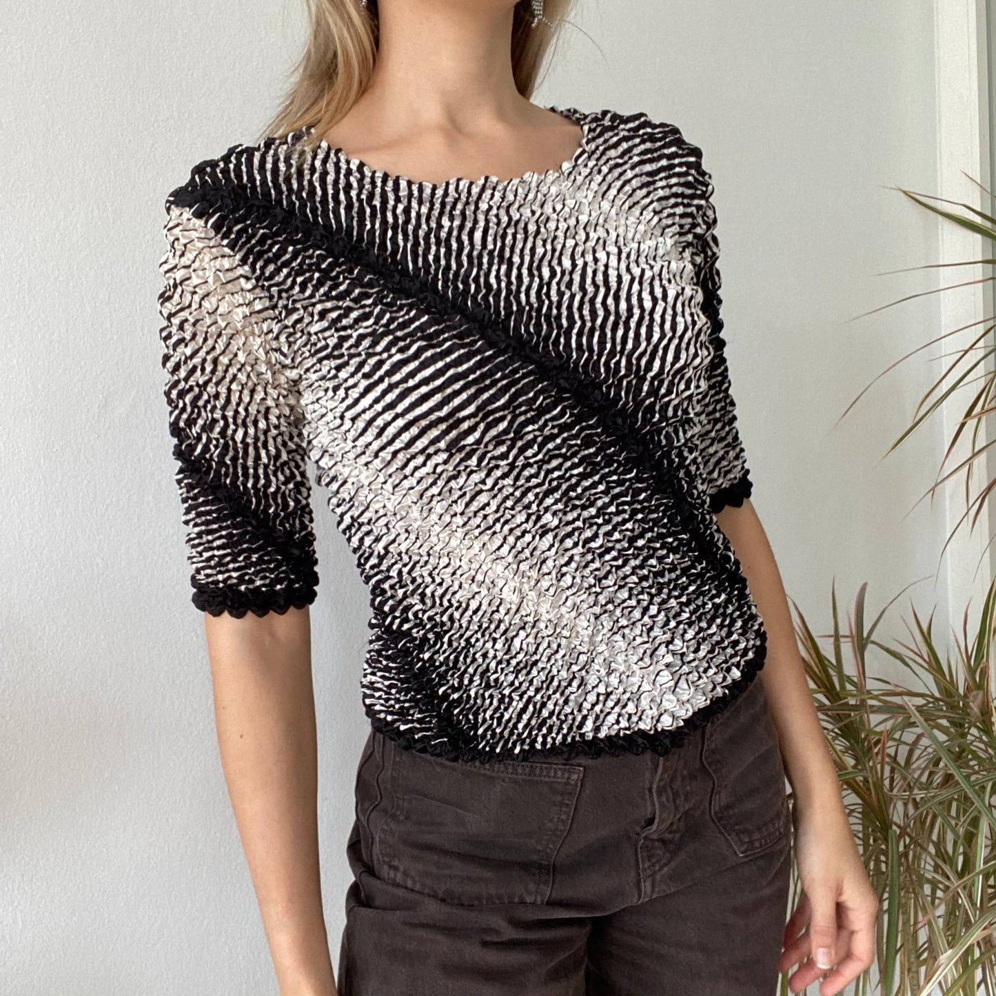 Popcorn top gray and black