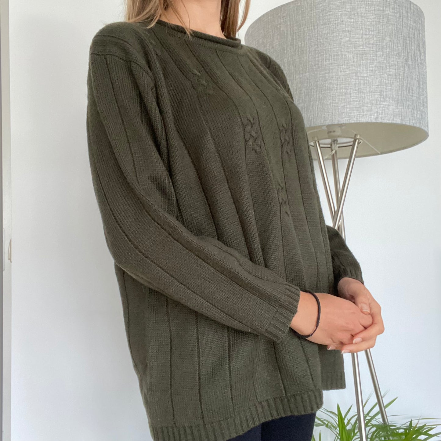 Dark green pullover