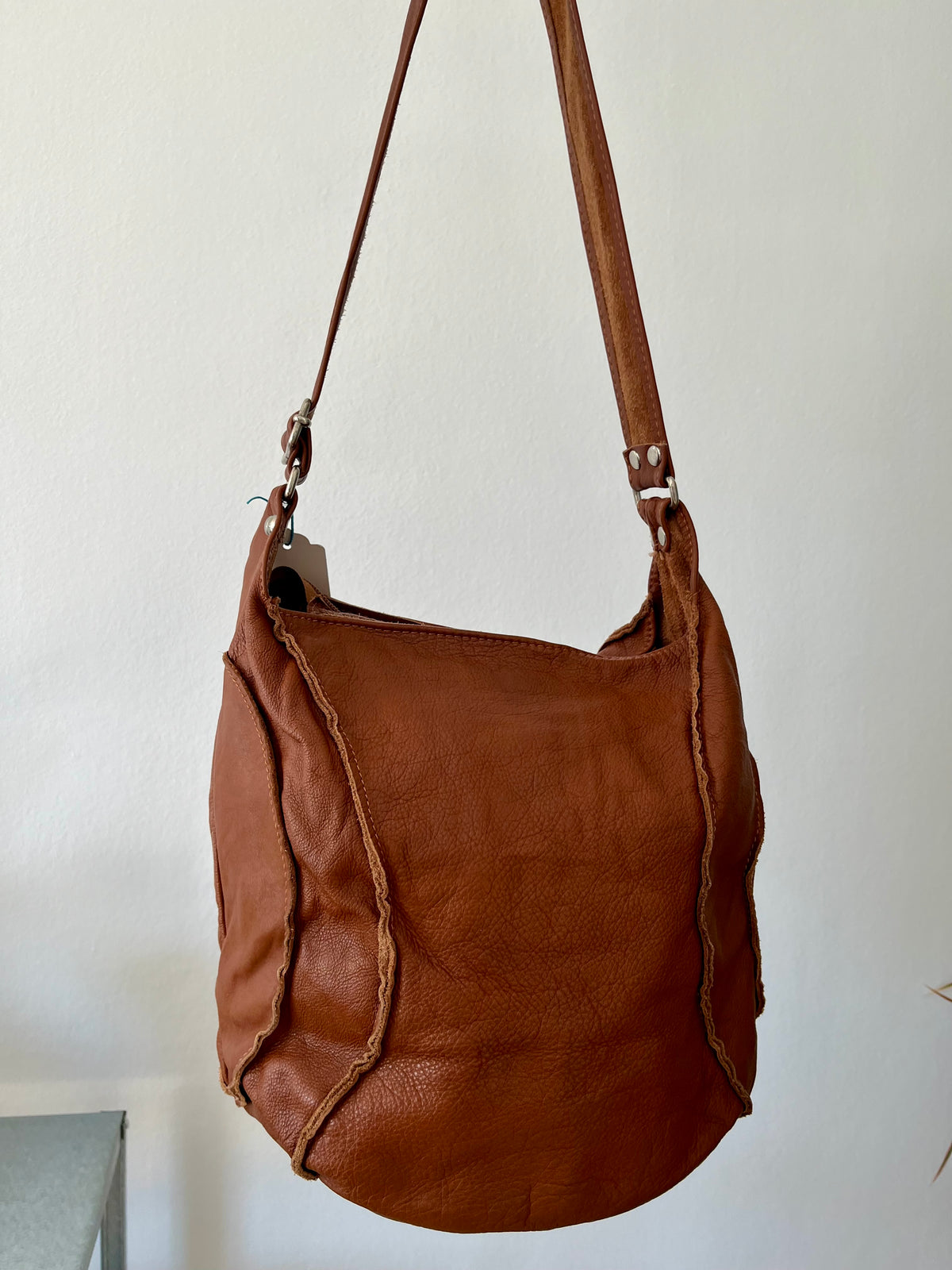 Hobo bucket brown leather bag