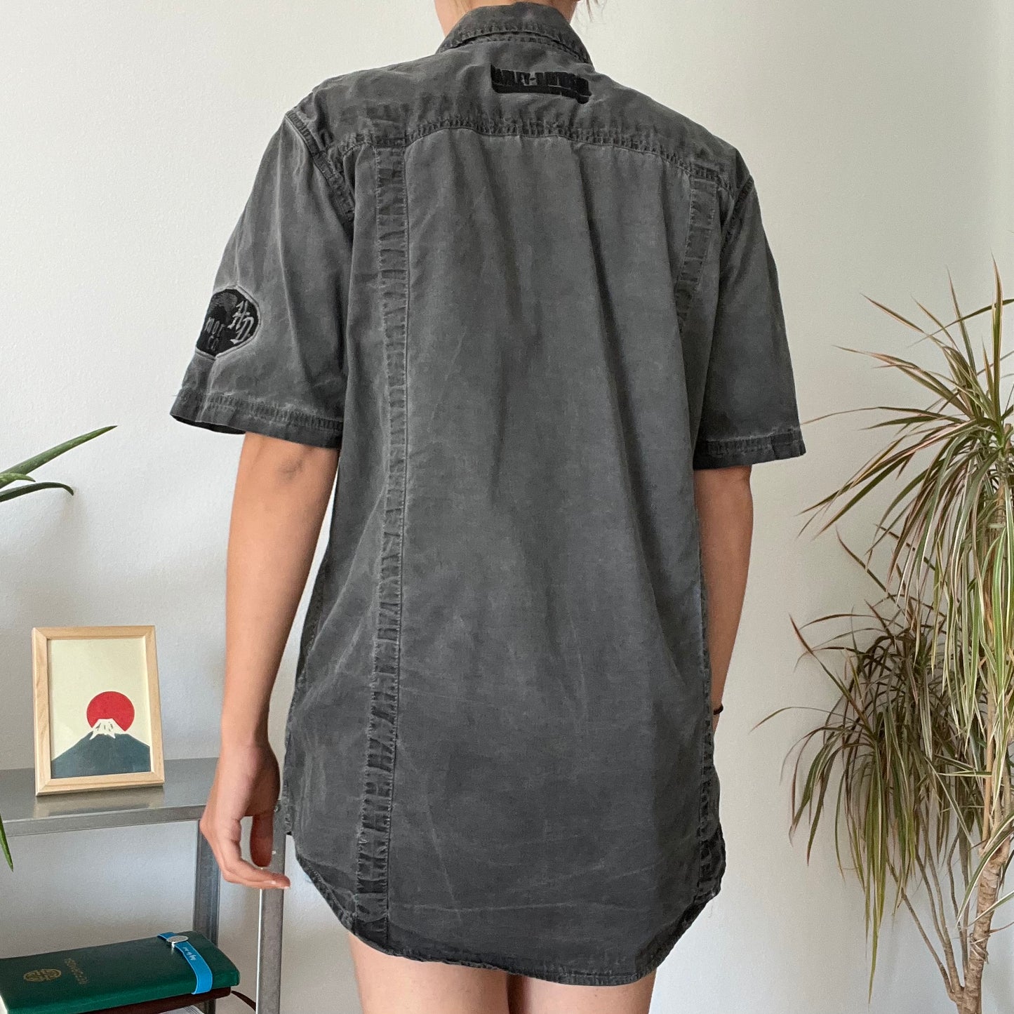 Harley Davidson, gray shirt-size M