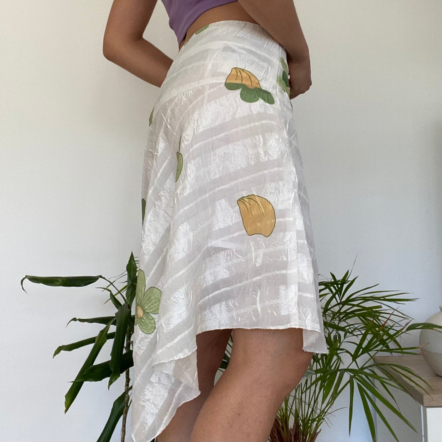 Asymmetric white skirt