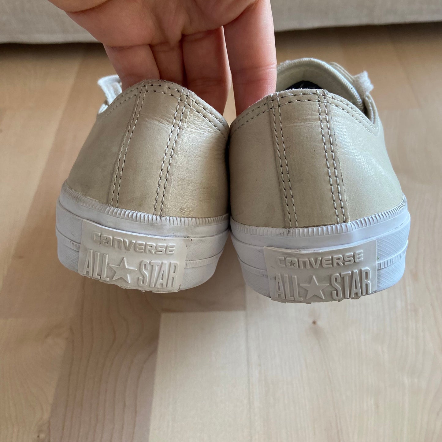 Bege glossy All stars
